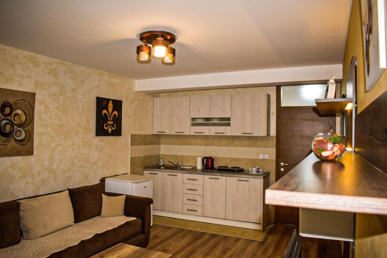 Avio Apartmani 2018 Novi Pazar Buitenkant foto